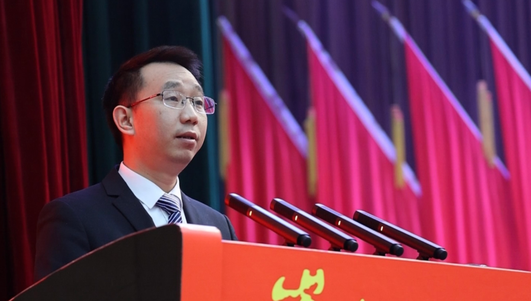 新宁县第十八届人民代表大会第二次会议隆重开幕3.png 新宁县第十八届人民代表大会第二次会议隆重开幕3.png